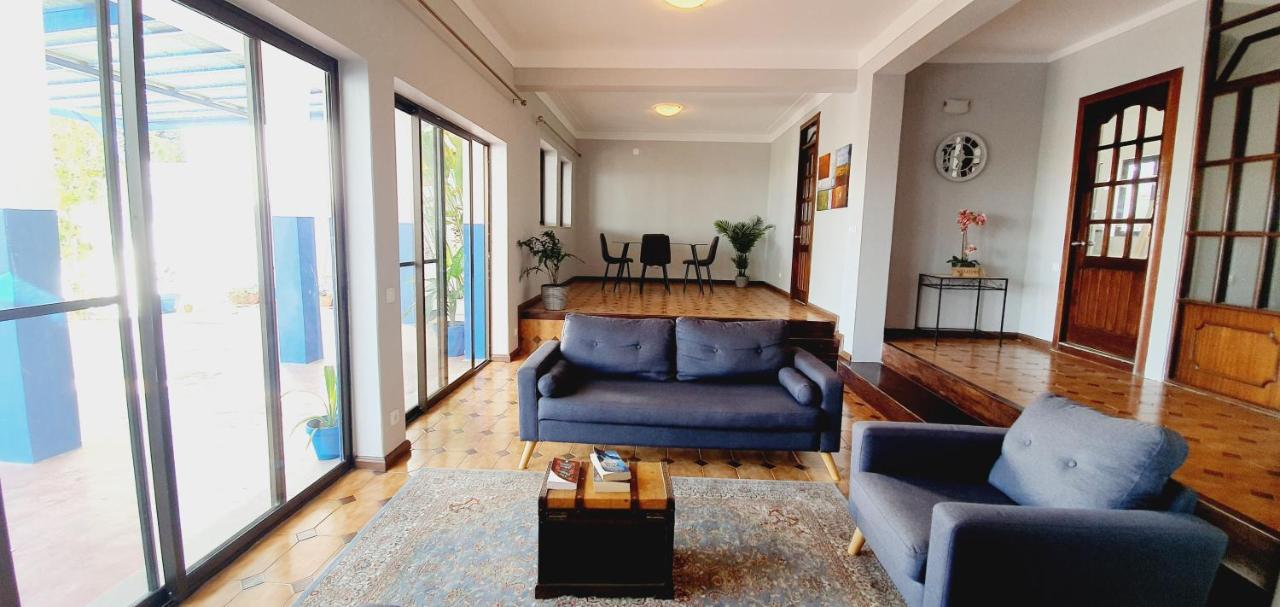 Kelly Guest House Прая Екстериор снимка