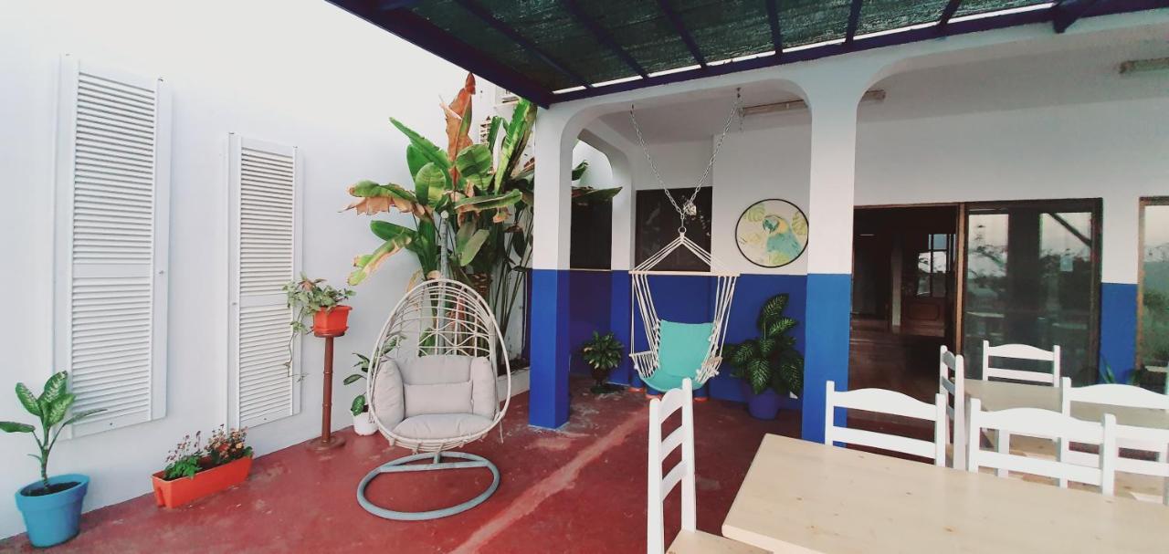 Kelly Guest House Прая Екстериор снимка