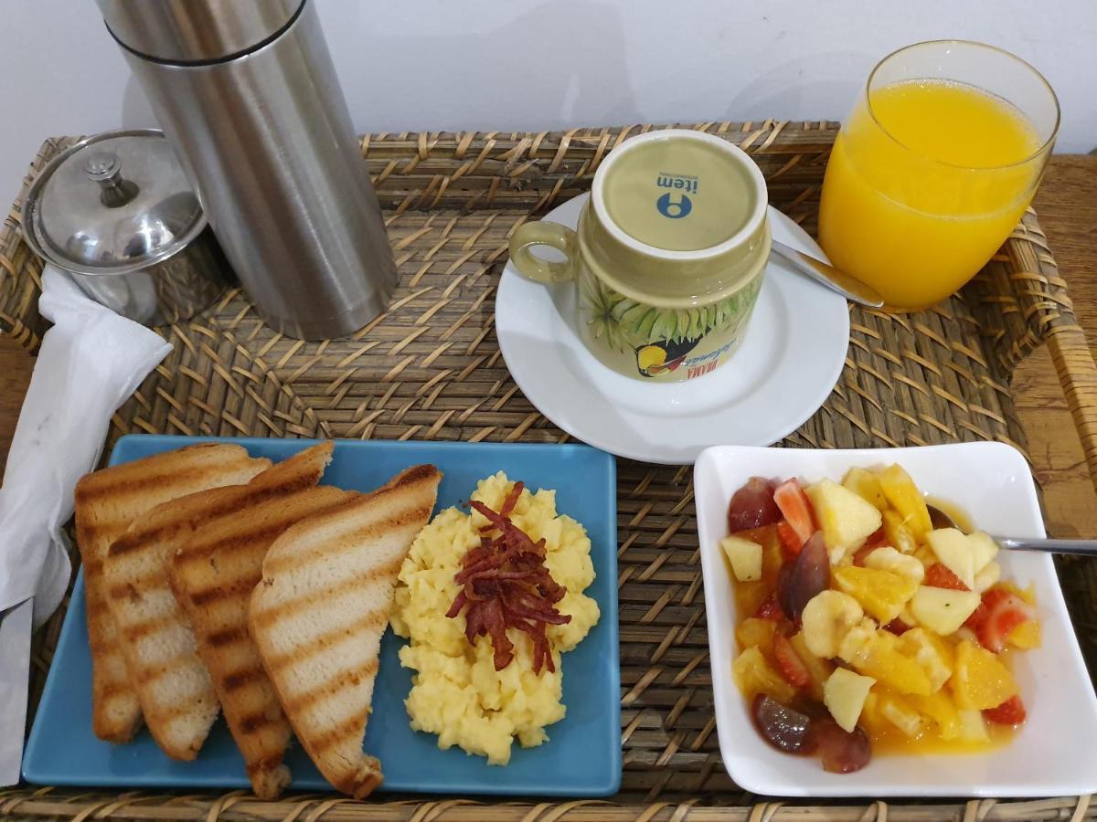 Kelly Guest House Прая Екстериор снимка