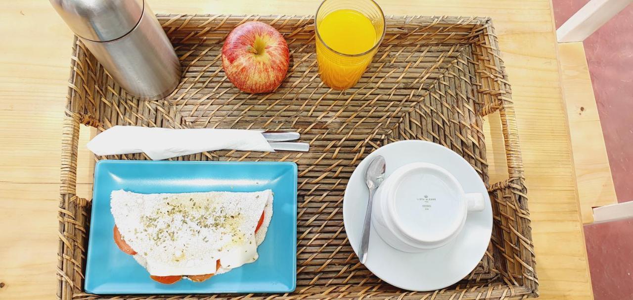 Kelly Guest House Прая Екстериор снимка