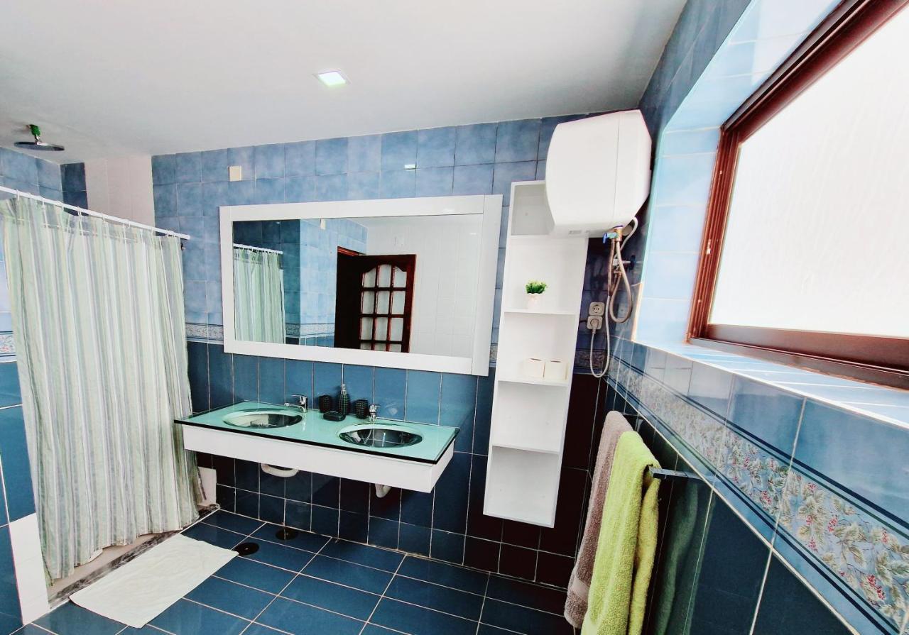 Kelly Guest House Прая Екстериор снимка