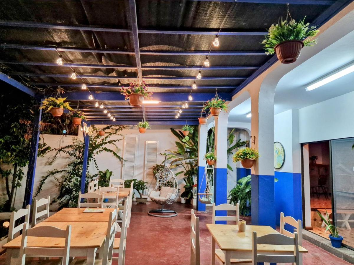 Kelly Guest House Прая Екстериор снимка