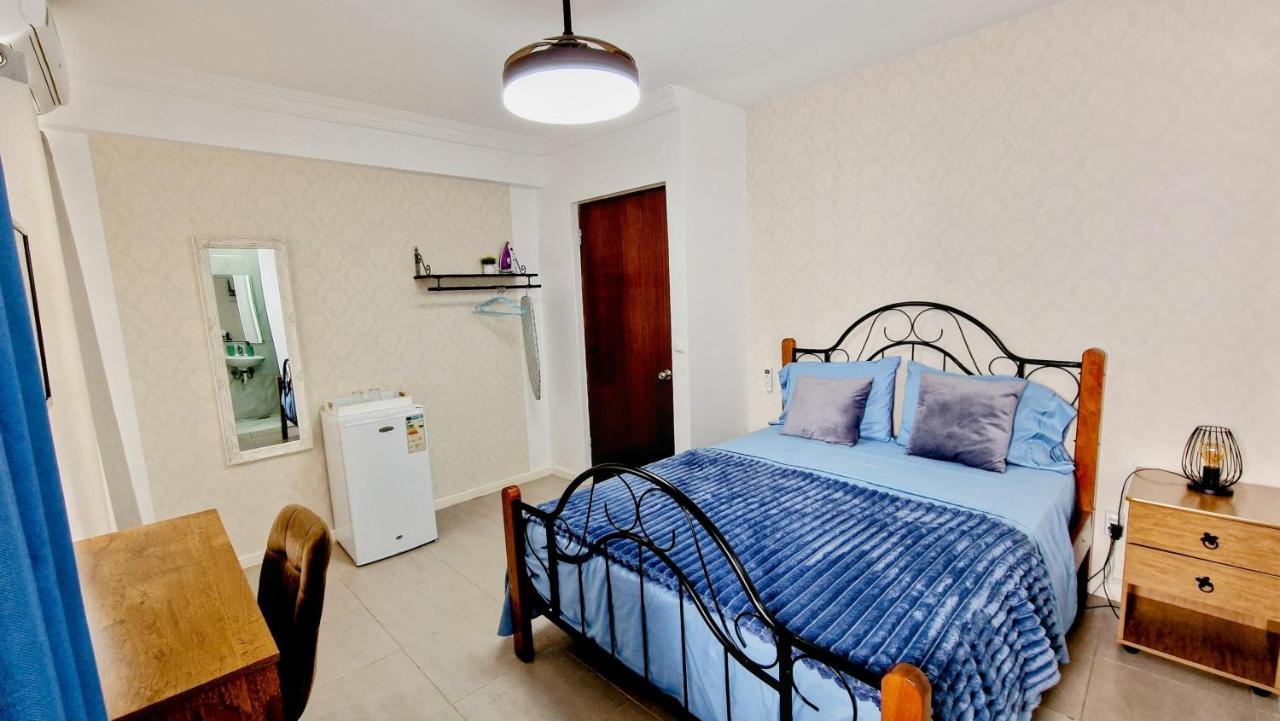 Kelly Guest House Прая Екстериор снимка