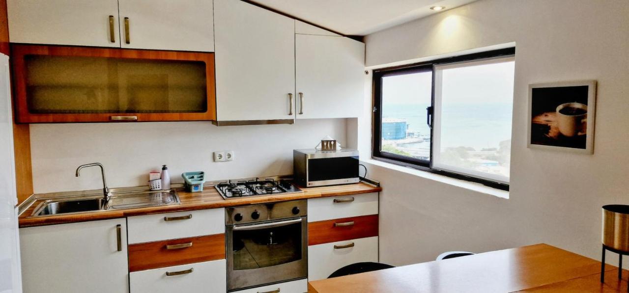 Kelly Guest House Прая Екстериор снимка